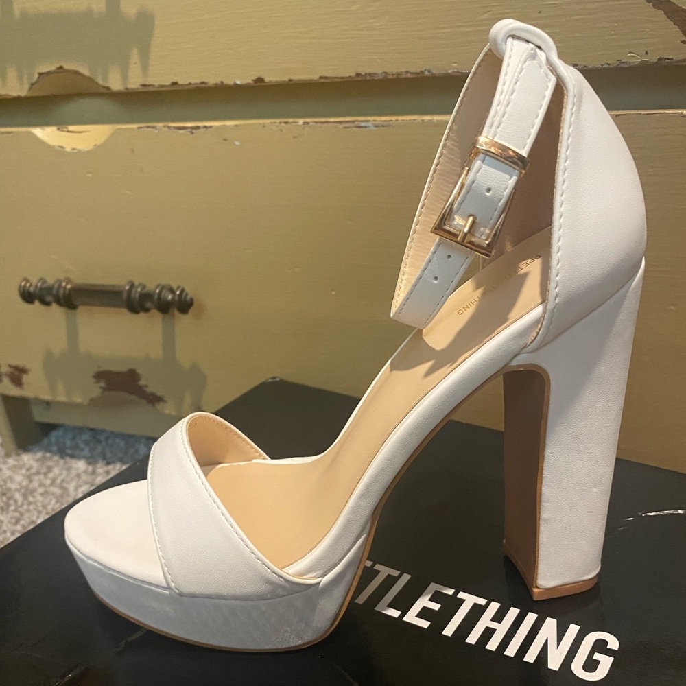 White Platform Sandals Size 6, Never Worn